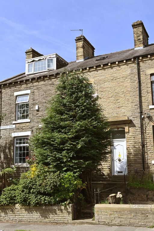 3 bed end terrace house for sale in Prescott Terrace, Allerton