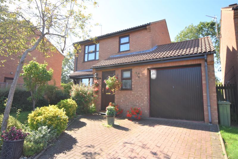 3 bed detached house for sale in Hatchlands, Great Holm, Milton Keynes