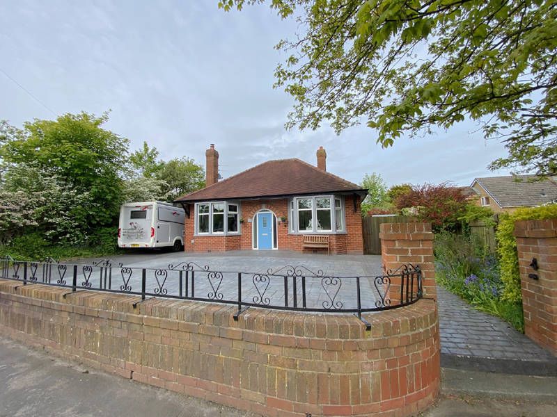 3 bed detached bungalow for sale in Mill Lane, Staining, Blackpool FY3