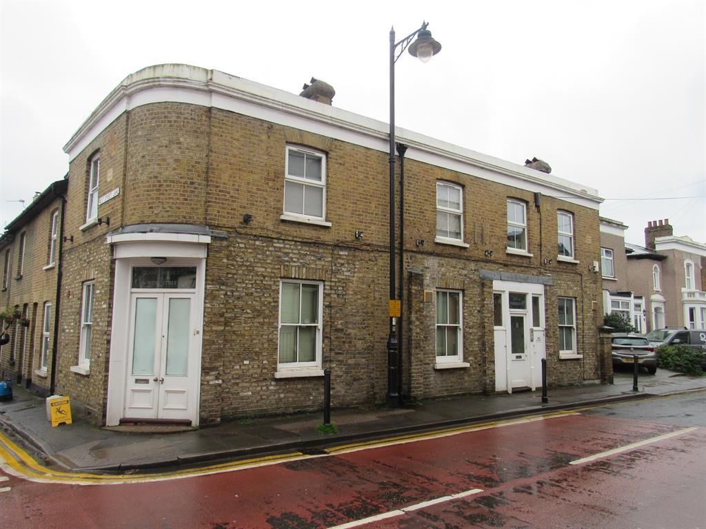 Studio to rent in West Street, Carshalton, Surrey SM5 Zoopla