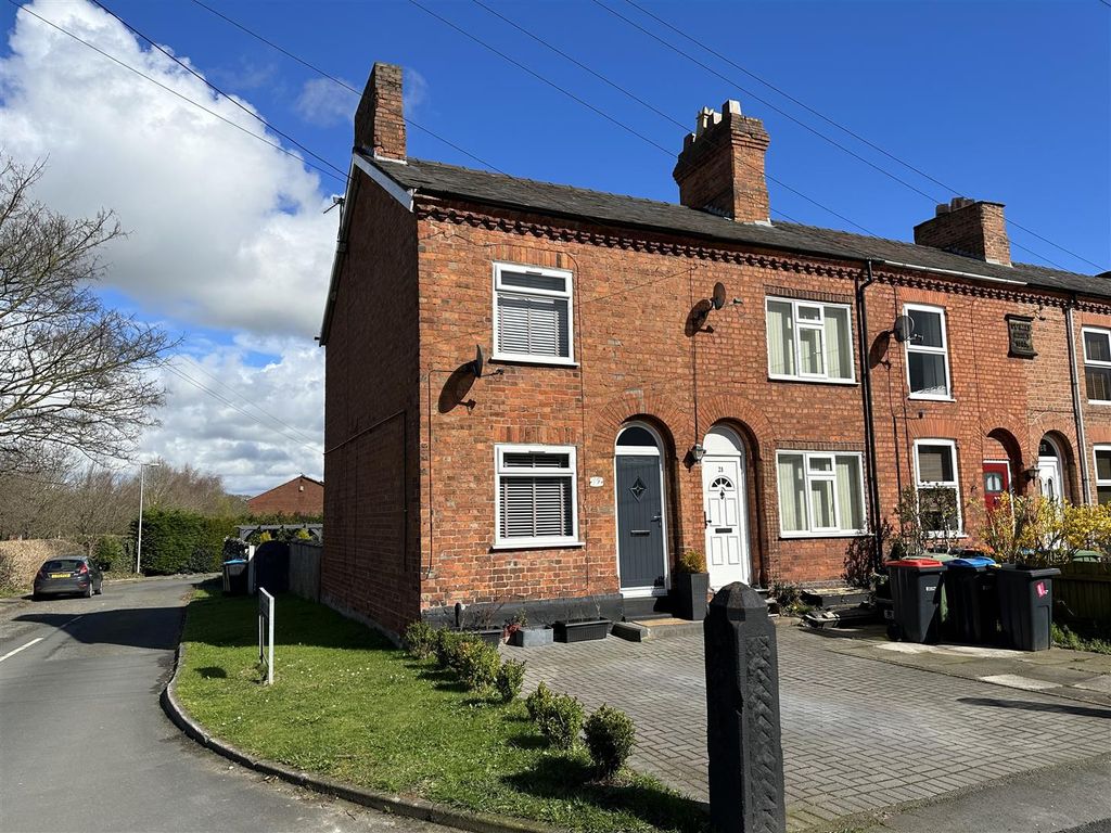 2 bed end terrace house for sale in Nursery Road, Barnton, Northwich
