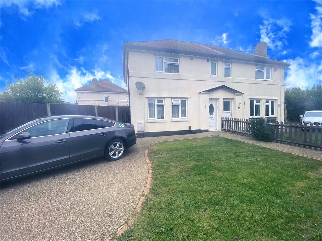 Charter Crescent, Hounslow TW4  