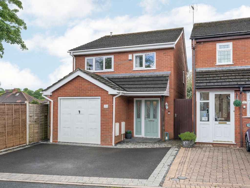 4 bed detached house for sale in The Buckleys, Alvechurch B48 Zoopla