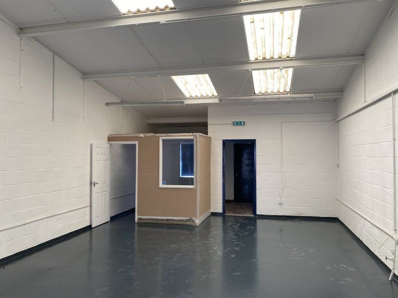 Industrial to let in Unit 326 Springvale Industrial Estate, Cwmbran