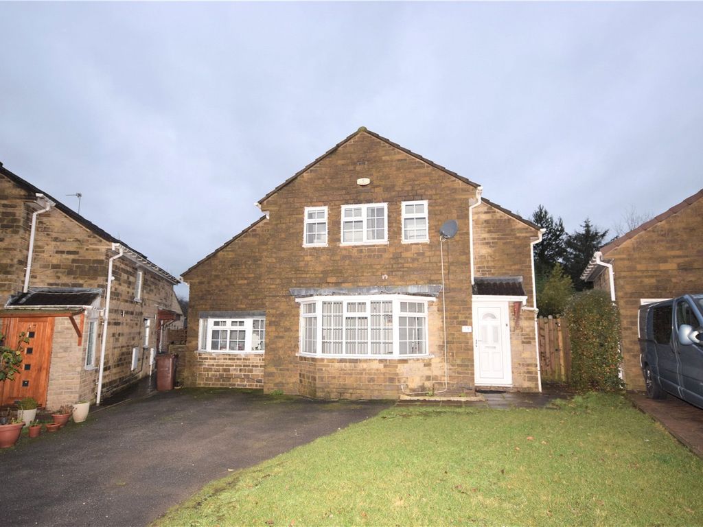 4 bed detached house to rent in Westwinn View, Leeds, West Yorkshire