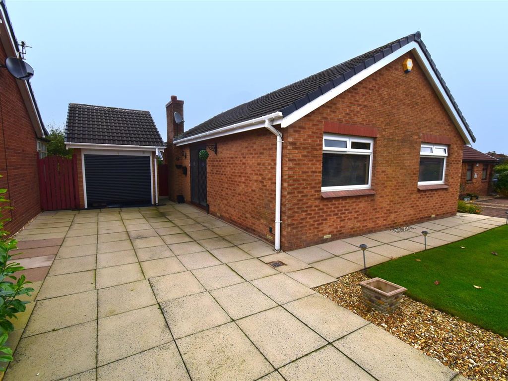 2 bed detached bungalow for sale in Arundale, Westhoughton, Bolton BL5