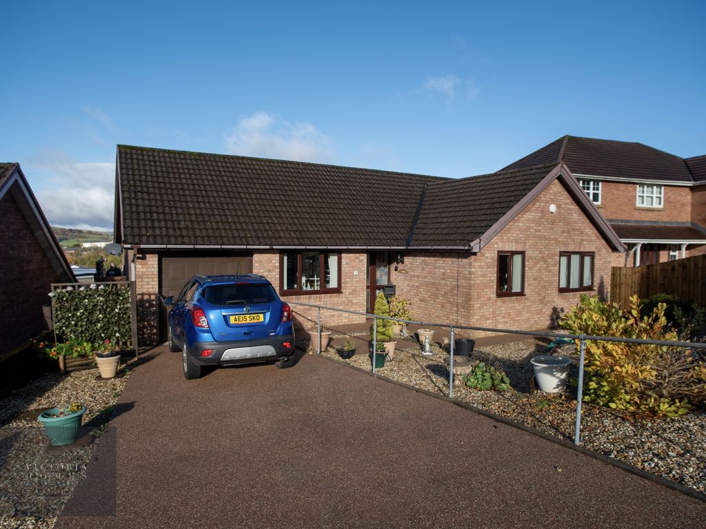 3 bed detached house for sale in Tanglewood Drive, Blaina NP13, £