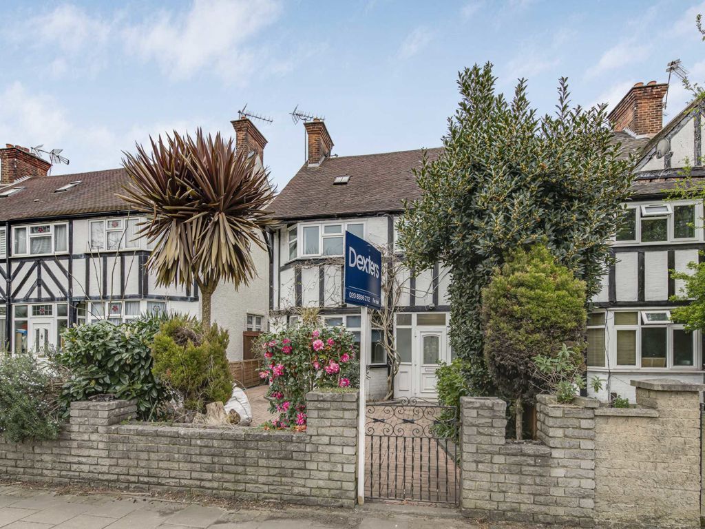 5 bed terraced house for sale in Gunnersbury Avenue, London W3, £799,950 Zoopla