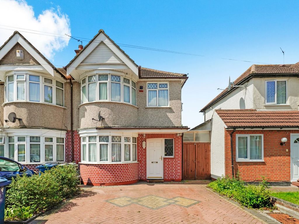 3 bed end terrace house for sale in Ravenswood Crescent, Harrow HA2