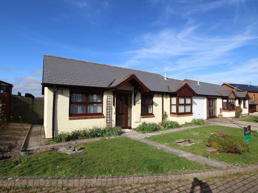 3 bed semidetached bungalow for sale in Beacons Park, Brecon LD3 Zoopla