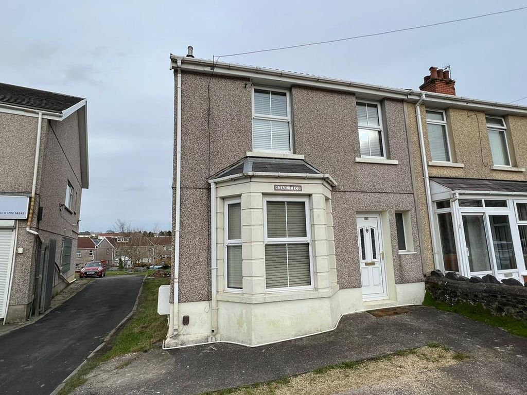 3 bed end terrace house for sale in Middle Road, Gendros, Swansea SA5
