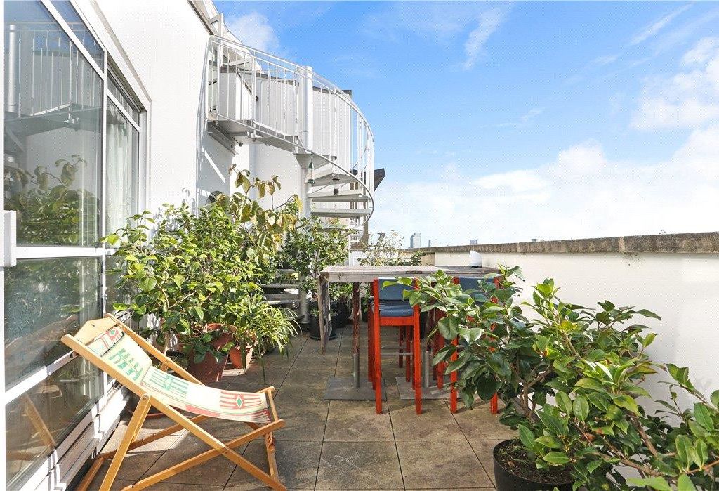 Anchorage Point, Canary Wharf E14  