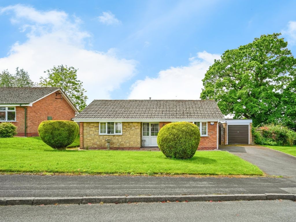 2 bed bungalow for sale in Green Park, Eccleshall, Stafford