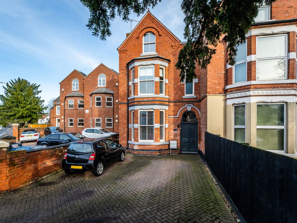 5 bed semidetached house for sale in Loughborough Road, West Bridgford