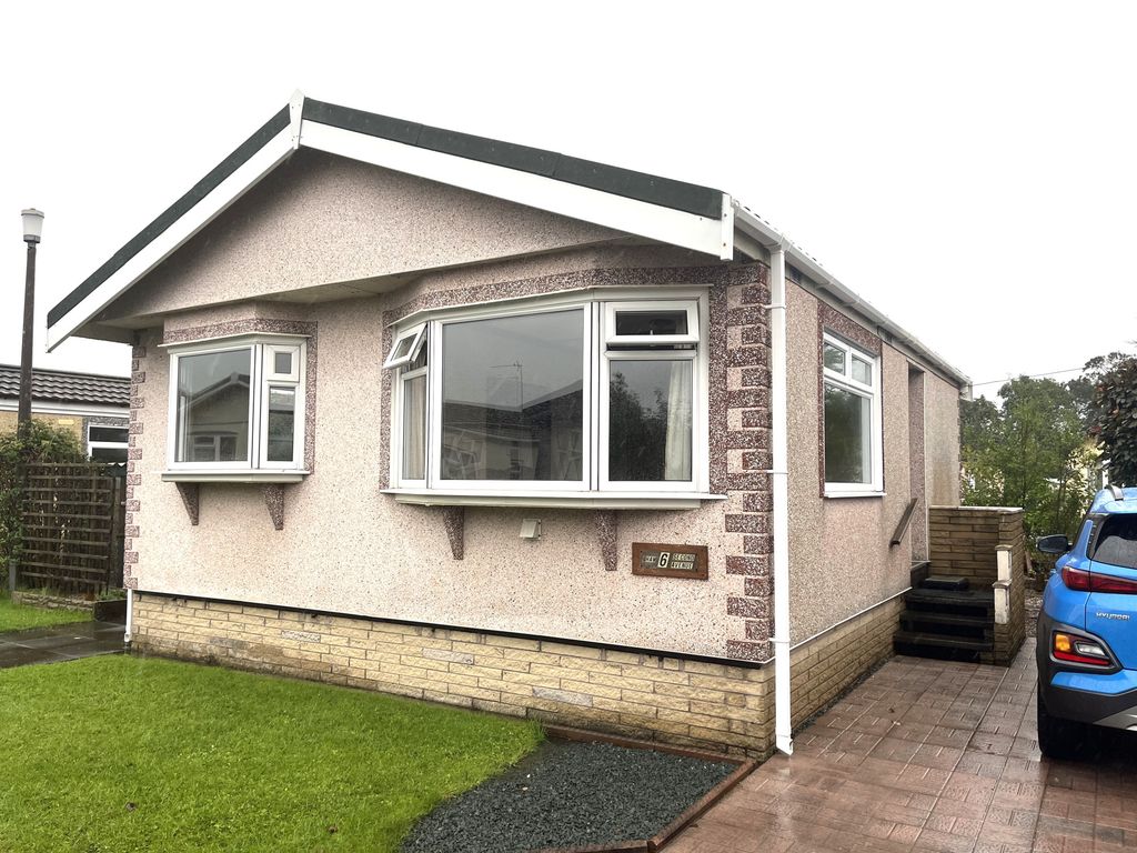 2 bed property for sale in Second Avenue, Woodside Park, Stalmine FY6