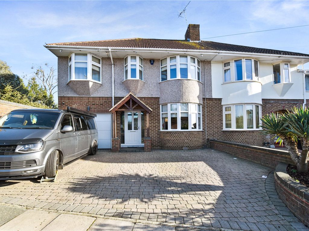 5 bed semidetached house for sale in Midhurst Hill, Bexleyheath DA6, £