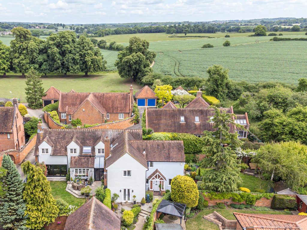 4 bed semidetached house for sale in Widbury Hill, Ware SG12 Zoopla