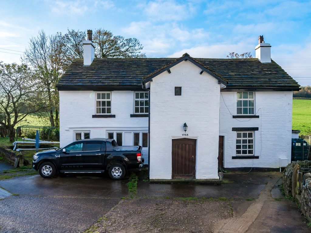 3 bed detached house for sale in Roman Road, Eccleshill, Darwen