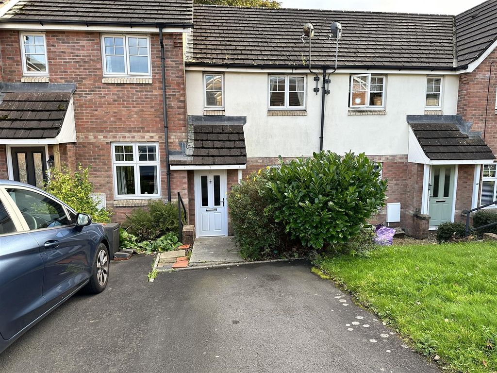 2 bed terraced house for sale in Clos Yr Allt, Townhill, Swansea SA1, £