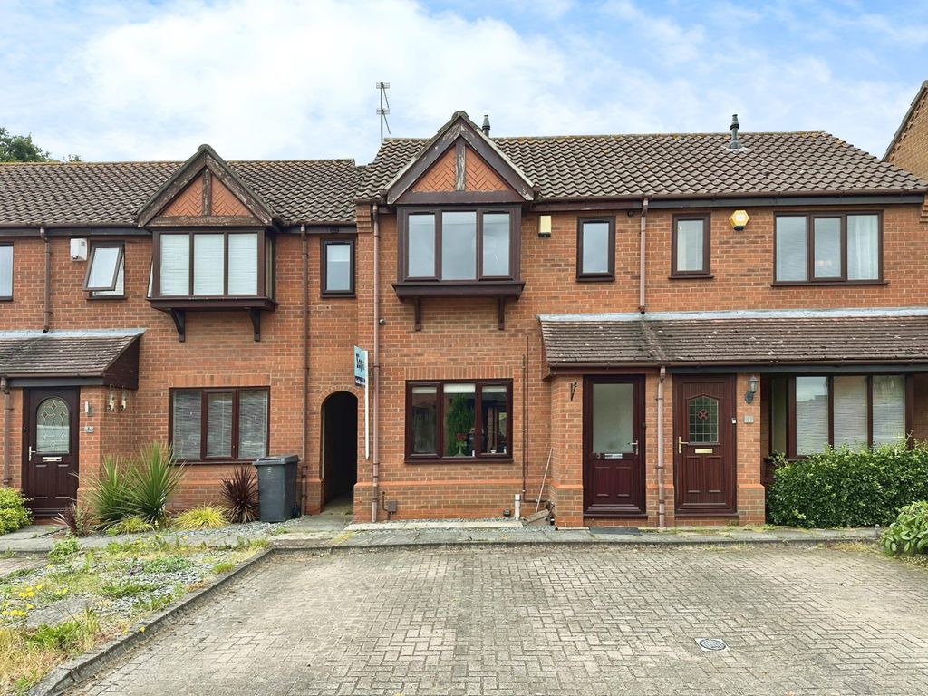 2 bed terraced house for sale in Badgers Close, Skellingthorpe, Lincoln