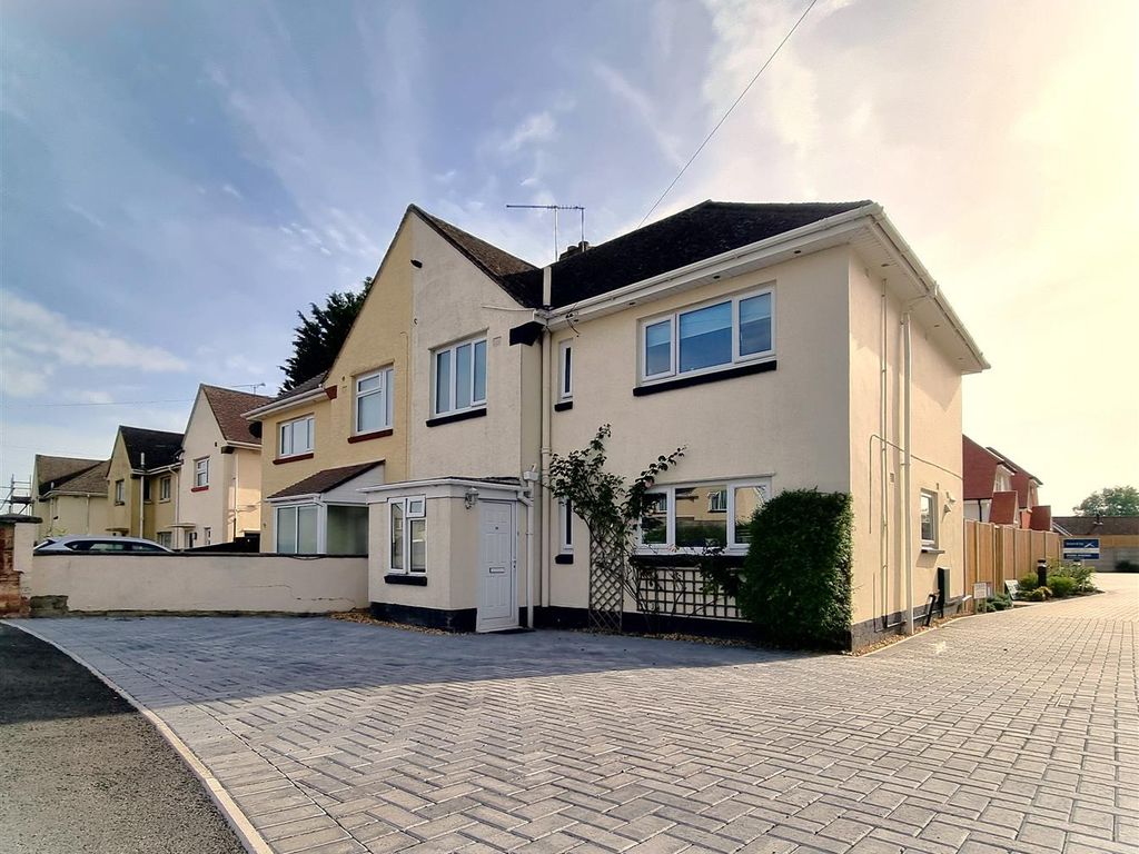 3 bed semidetached house for sale in Kimmeridge Avenue, Parkstone
