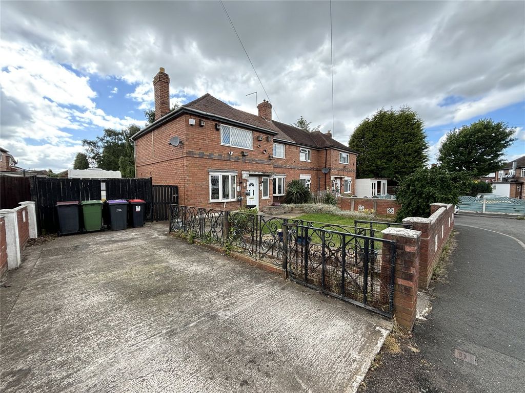 4 bed semidetached house for sale in Woodhouse Crescent, Trench