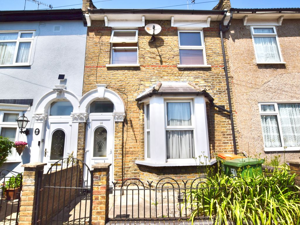 3 bed terraced house for sale in Hartland Road, London E15 Zoopla