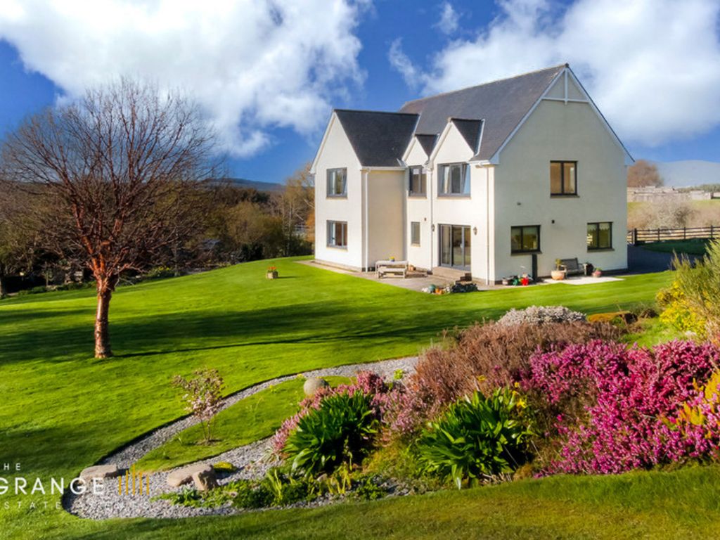 3 bed detached house for sale in Aberlour, Aberlour AB38, £550,000 Zoopla