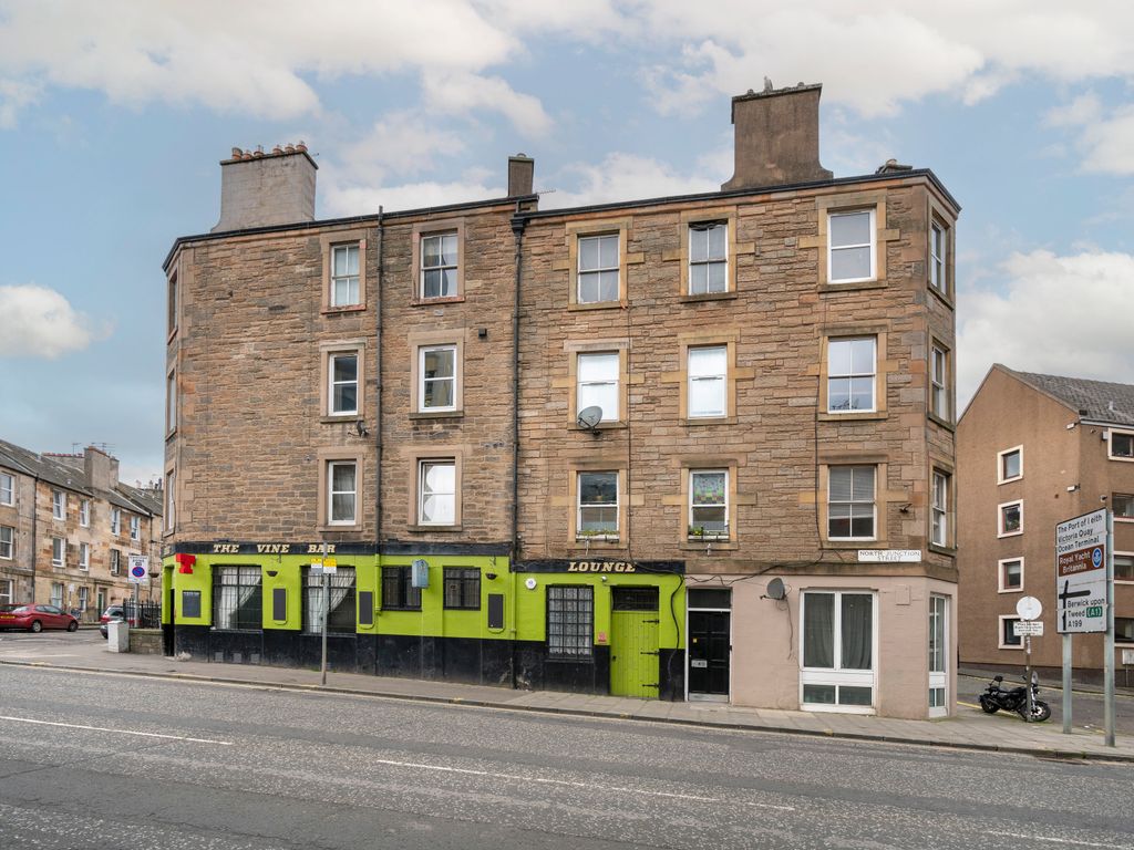 2 bed flat for sale in 49 1F2 North Junction Street, North Leith, Edinburgh EH6, £155,000 Zoopla