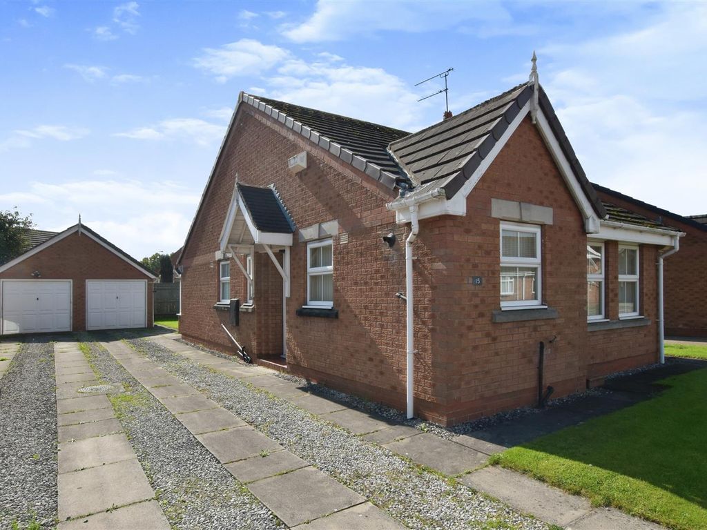 2 bed detached bungalow for sale in Fleming Walk, Summergroves Way