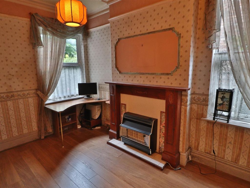 3 bed semidetached house for sale in Orford Green, Orford, Warrington