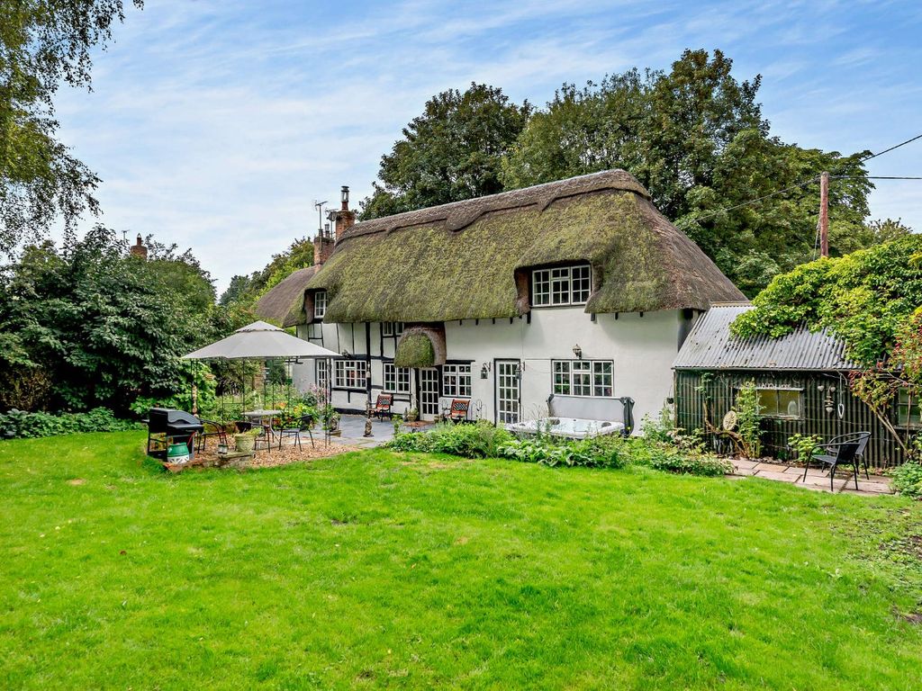 4 bed detached house for sale in Village Street, Thruxton, Andover