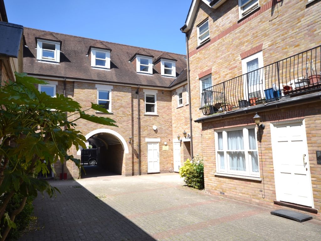 1 bed flat for sale in Godfreys Mews, Chelmsford, Essex CM2 Zoopla