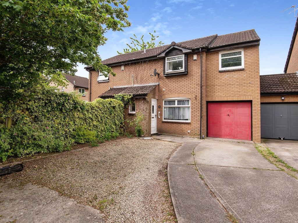 4 bed semidetached house for sale in Auburn Avenue, Longwell Green