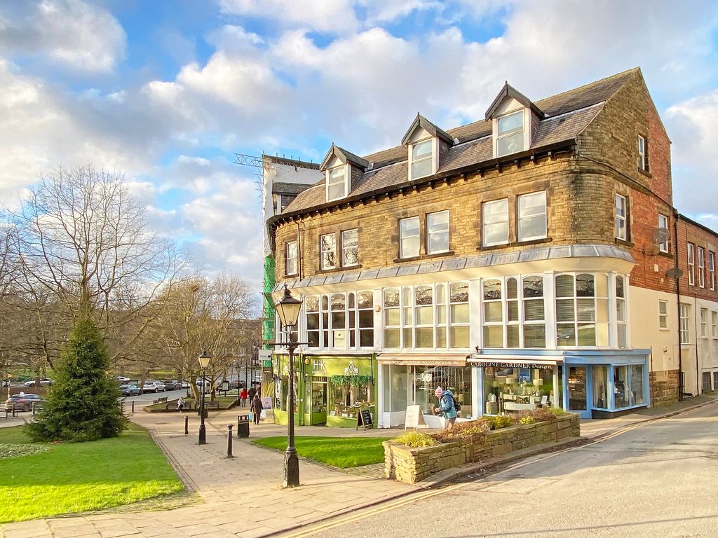 2 bed flat for sale in Montpellier Parade, Harrogate HG1, £239,950 Zoopla