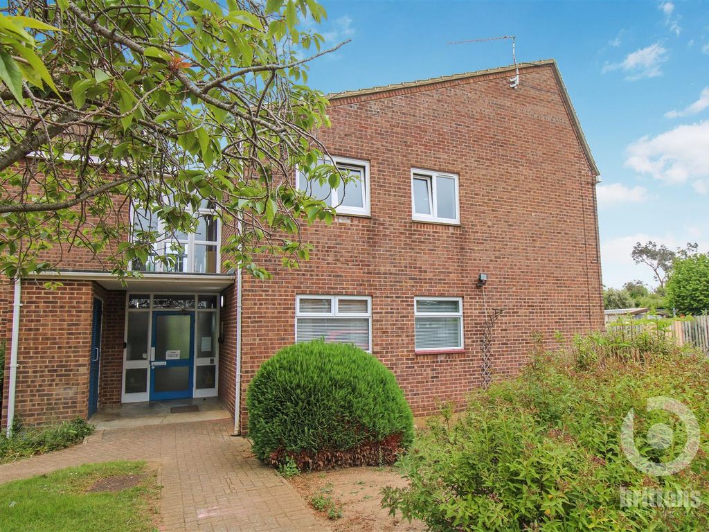 2 bed flat for sale in Methuen Avenue, Gaywood, King's Lynn PE30 Zoopla