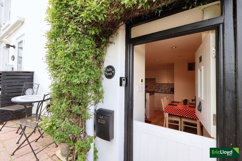 3 bed terraced house for sale in St. Peters Terrace, Elkins Hill