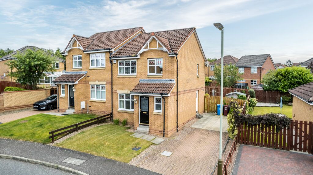 3 bed semidetached house for sale in Lawers Drive, Broughty Ferry