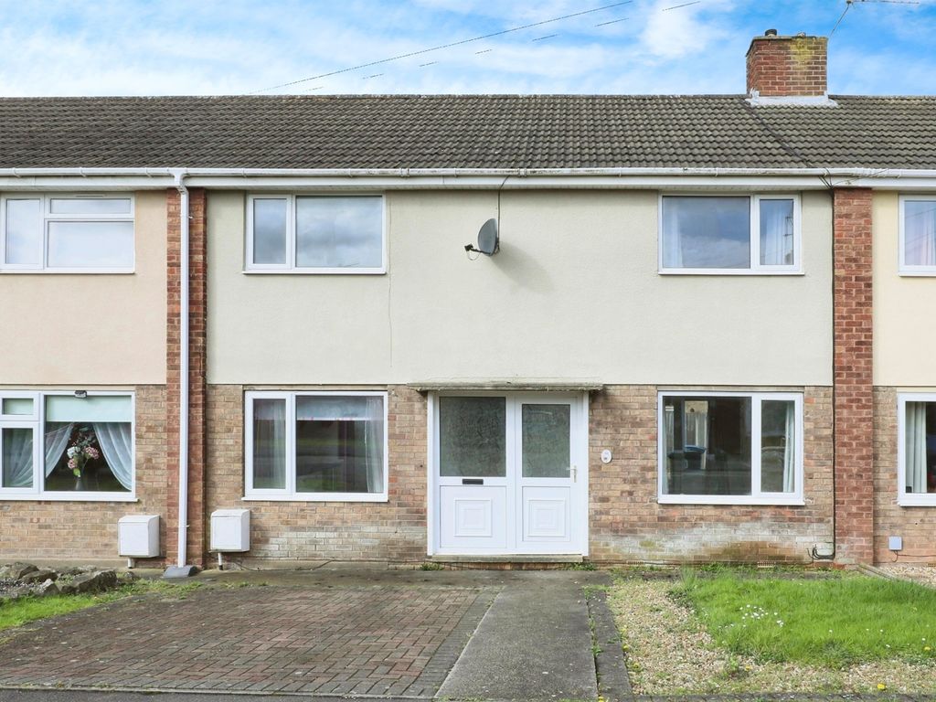 3 bed town house for sale in Leeds Road, Shireoaks, Worksop S81, £