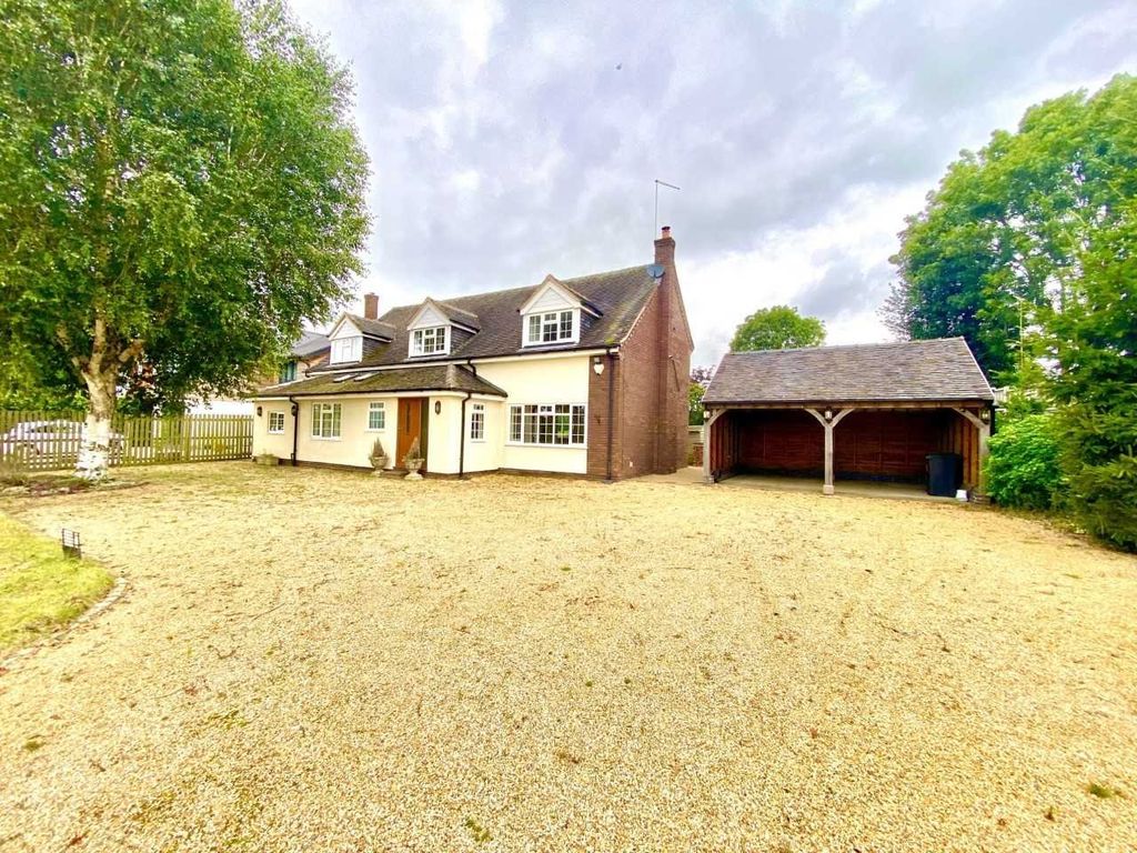 4 bed detached house for sale in Checkley Lane, Wrinehill, Crewe