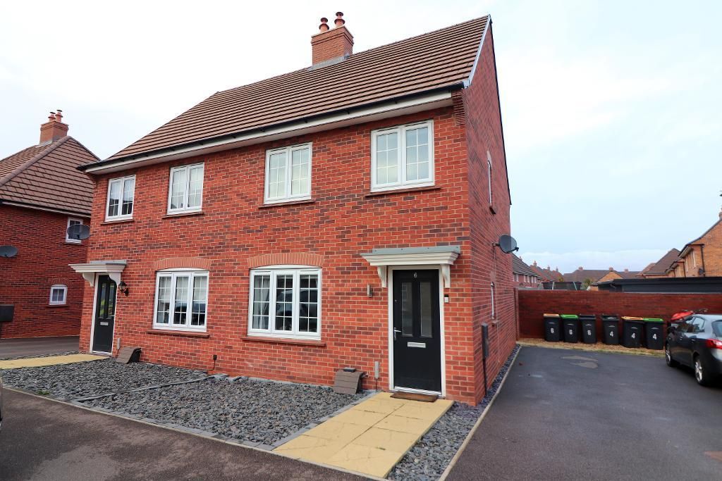 3 bed semidetached house for sale in Brick Crescent, Stewartby