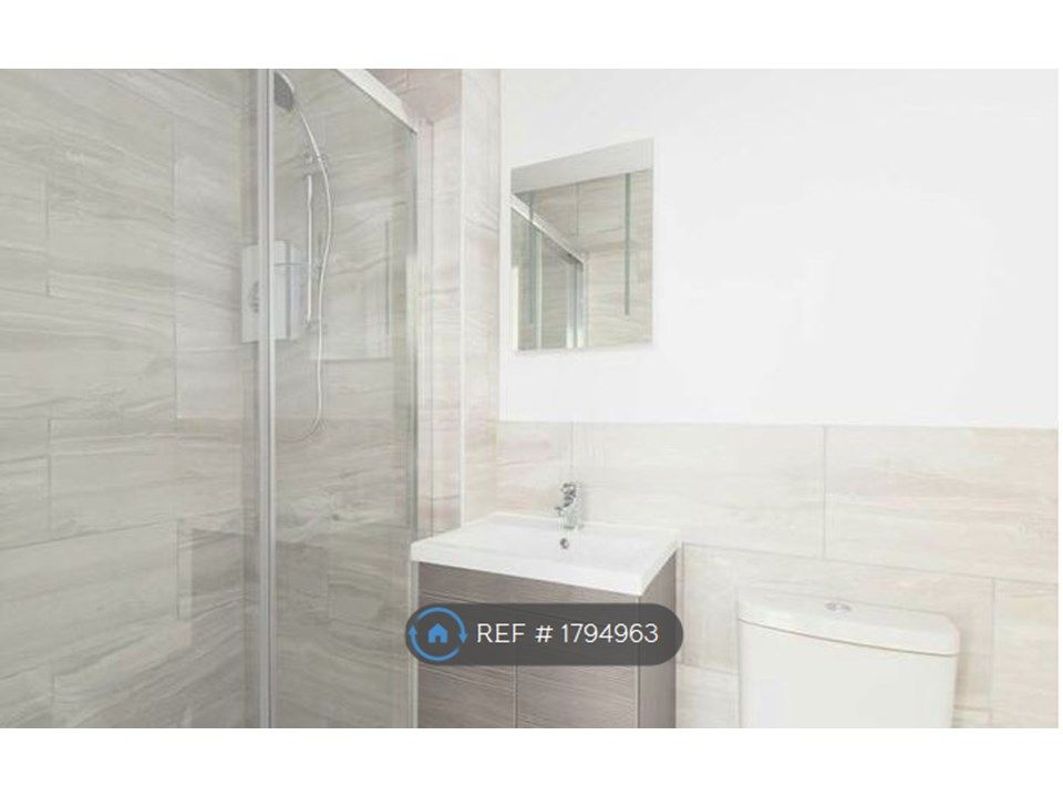 1 bed flat to rent in Worthing House, Worthing BN11, £1,195 pcm Zoopla