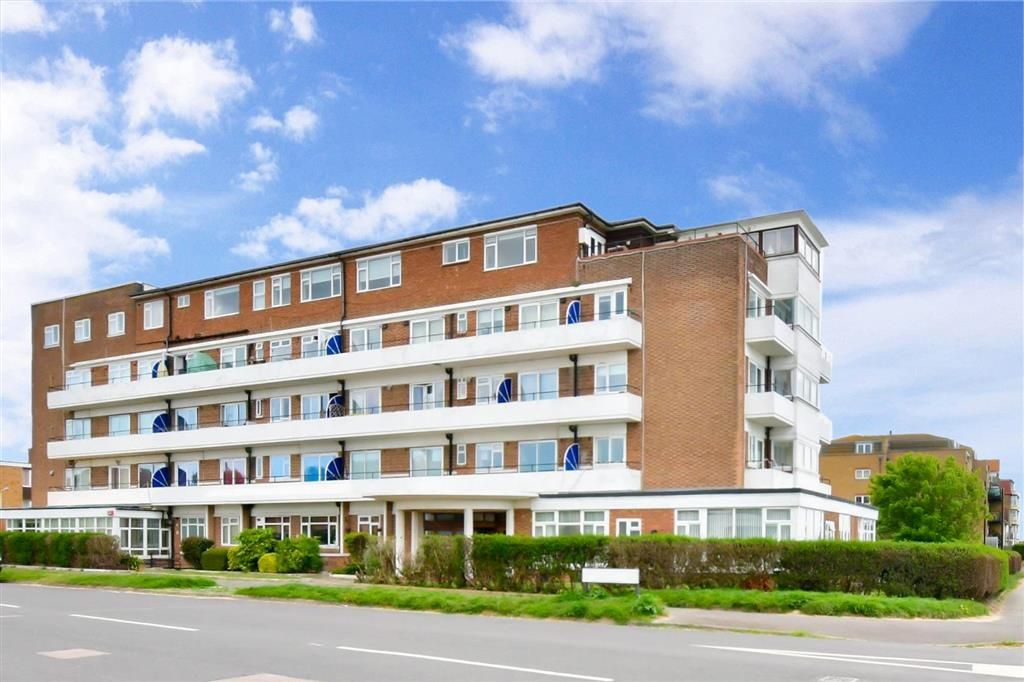 2 bed flat for sale in northumberland avenue, margate, kent ct9