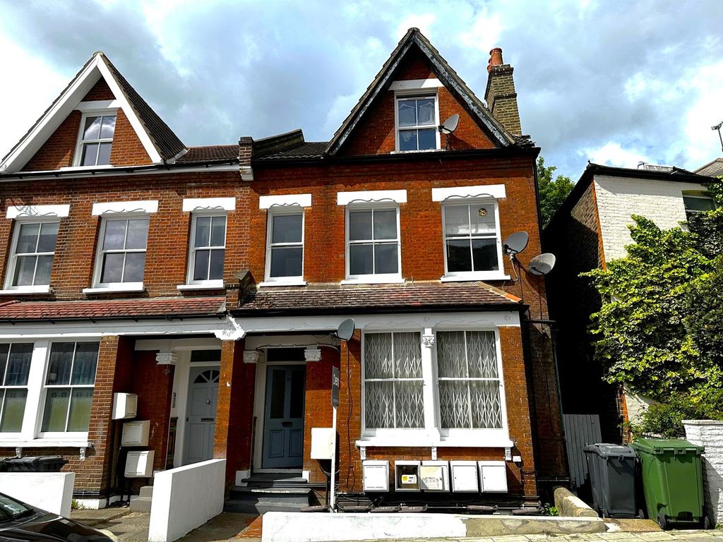 2 bed flat for sale in Shrubbery Road, London SW16 Zoopla