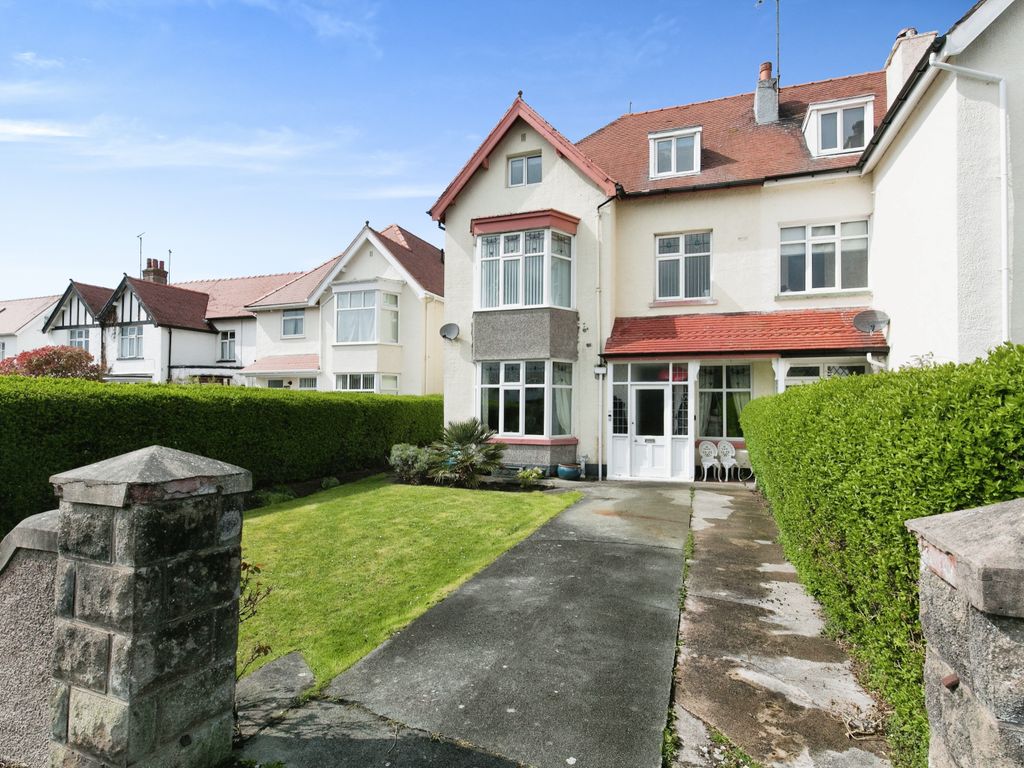 7 bed semidetached house for sale in Trinity Avenue, Llandudno LL30