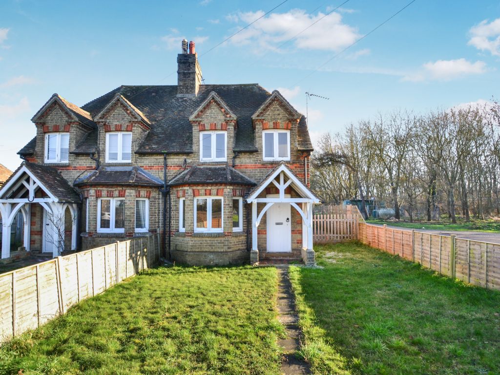 3 bed cottage for sale in Little Barford, St. Neots PE19, £300,000 Zoopla