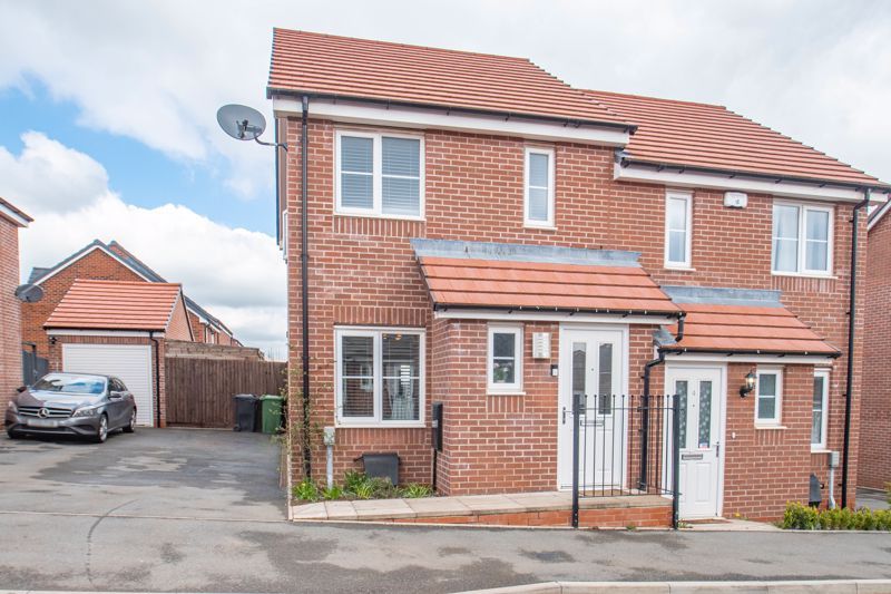 2 bed semidetached house for sale in Midhope Street, Brockhill