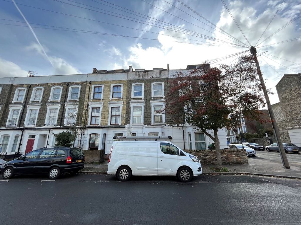 Flat C, 16 Jackson Road, Islington, London N7