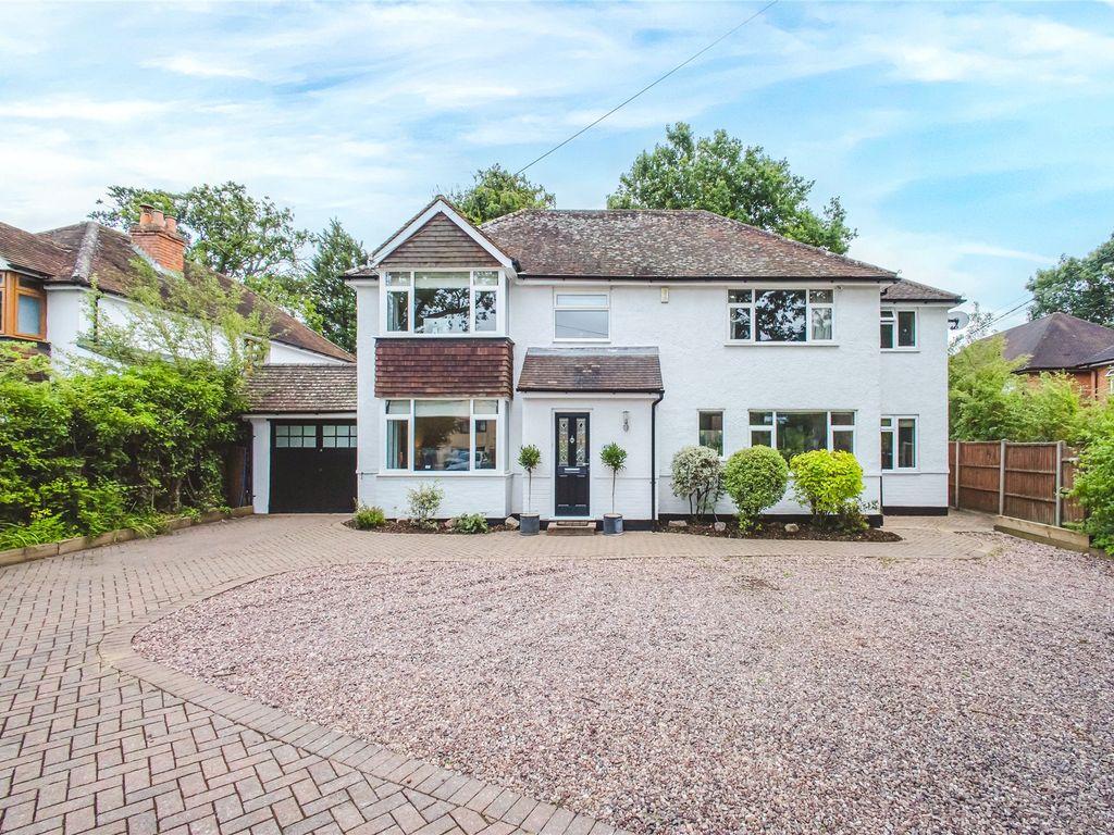 5 bed detached house for sale in Finchampstead Road, Finchampstead