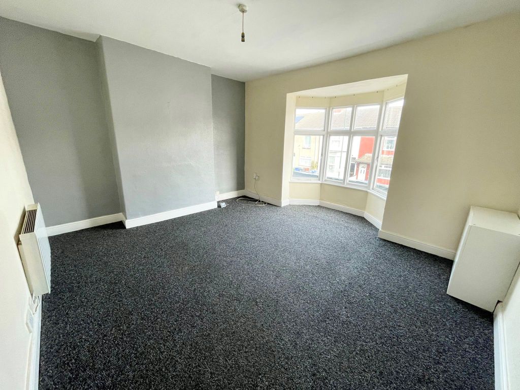 2 bed flat to rent in Heneage Road, Grimsby DN32 Zoopla